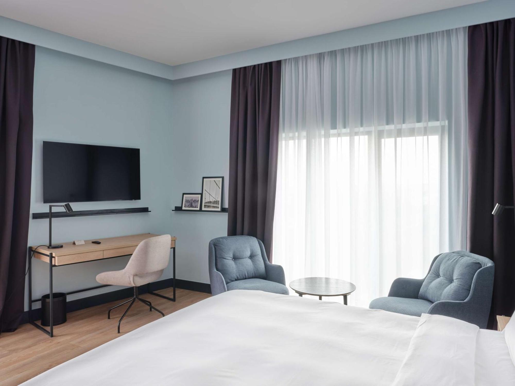 Radisson Hotel Budapest Budapart ภายนอก รูปภาพ