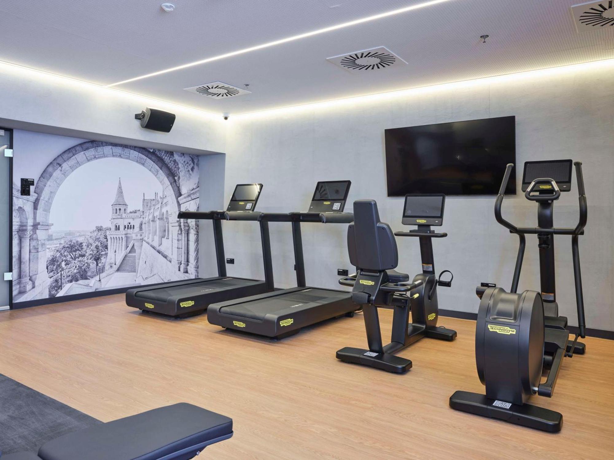 Radisson Hotel Budapest Budapart ภายนอก รูปภาพ